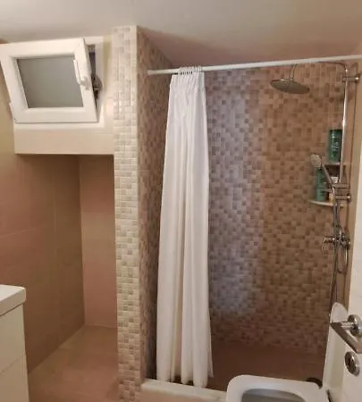 Lila Central Apartment 5 Min Walk To Port And Beach * Парос